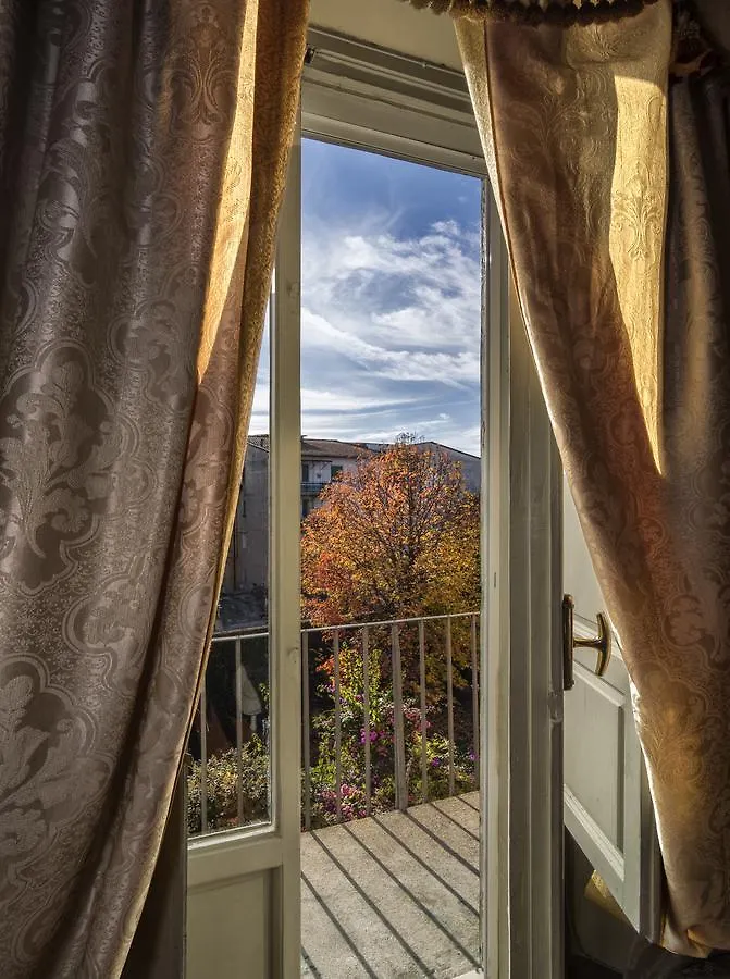 Dimora Nobiliare Bed and Breakfast Πίζα